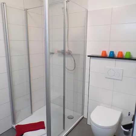 شقة Residenz Meeresbrandung10 Mit Verglastem Balkon Mit Meerblick , Einbaukueche Mit Geschirrspueler ,2 X Tv,schwimmbad, Sauna , Reservierter Stellplatz , Wlan !